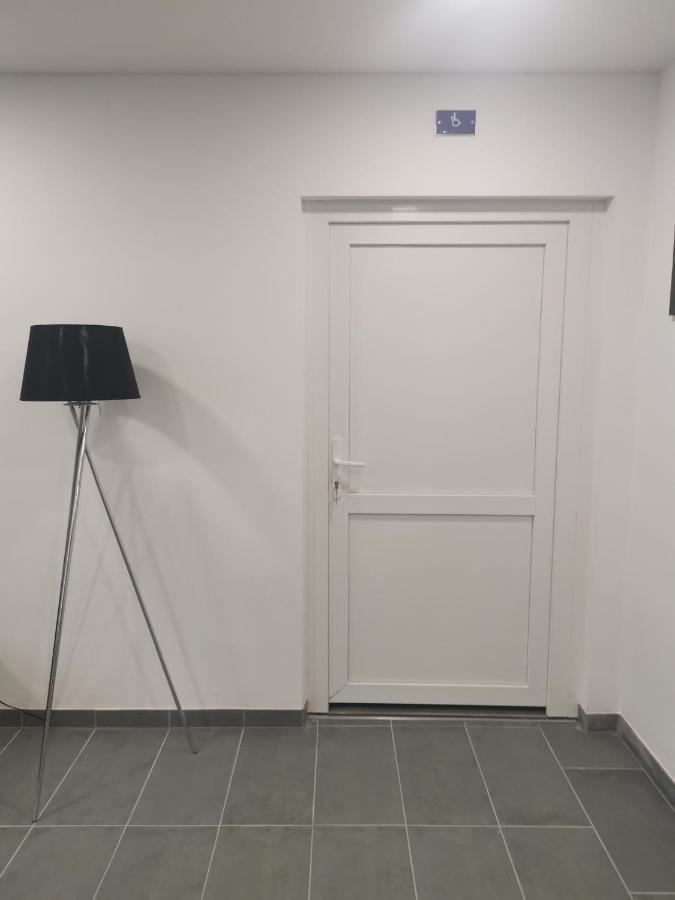 Podlovics Tanya Panzio Lejlighed Kemecse Eksteriør billede